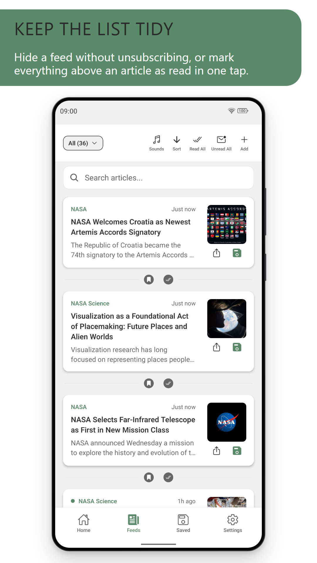Keep the list tidy: the article list with bookmark and mark-as-read buttons between articles, plus sort, read-all and unread-all controls (light theme)
